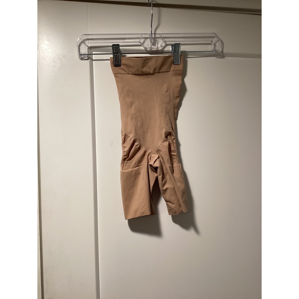 SKIMS Sculpting Short Mid Thigh Tan Nude High Waisted Shapewear Womens XSP